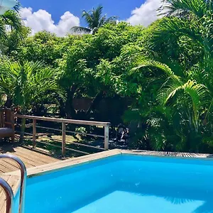 villa-mangobelo-entre-ocean-et-rivieres.comcaribbean.com/